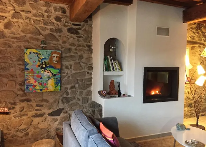 Hébergement de vacances Authentique Demeure Les Galets De L'agly 6 12 Couchages