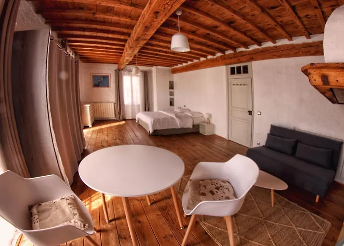 Authentique Demeure Les Galets De L'agly 6 12 Couchages *
