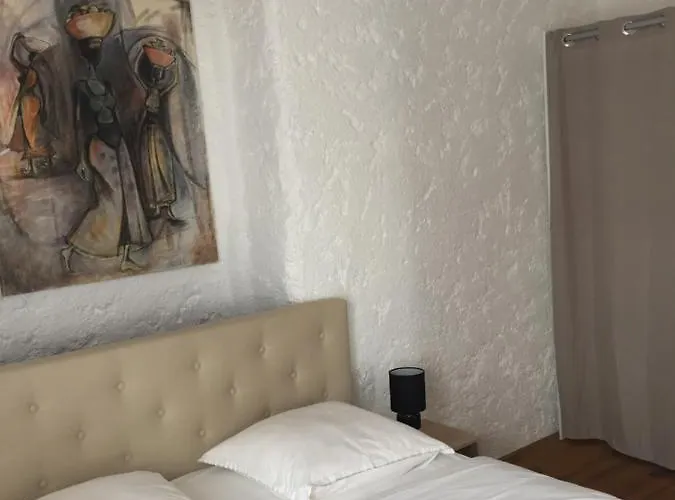 Hébergement de vacances Authentique Demeure Les Galets De L'agly 6 12 Couchages *