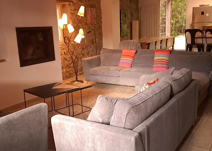 Authentique Demeure Les Galets De L'agly 6 12 Couchages